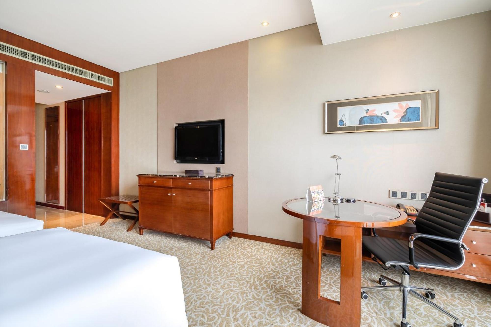 Crowne Plaza Zhenjiang By Ihg Zhenjiang (Jiangsu) Exterior foto