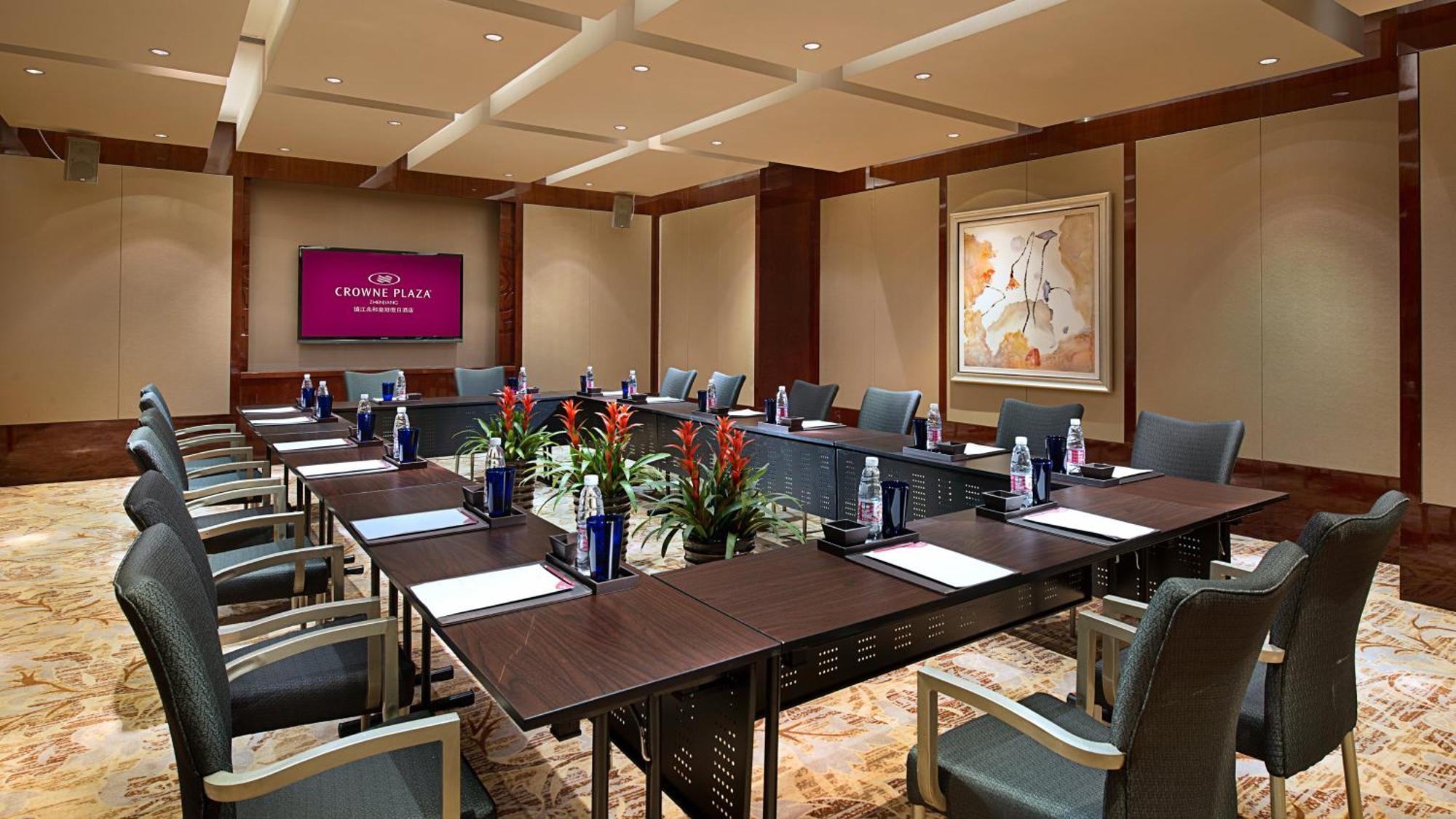 Crowne Plaza Zhenjiang By Ihg Zhenjiang (Jiangsu) Exterior foto
