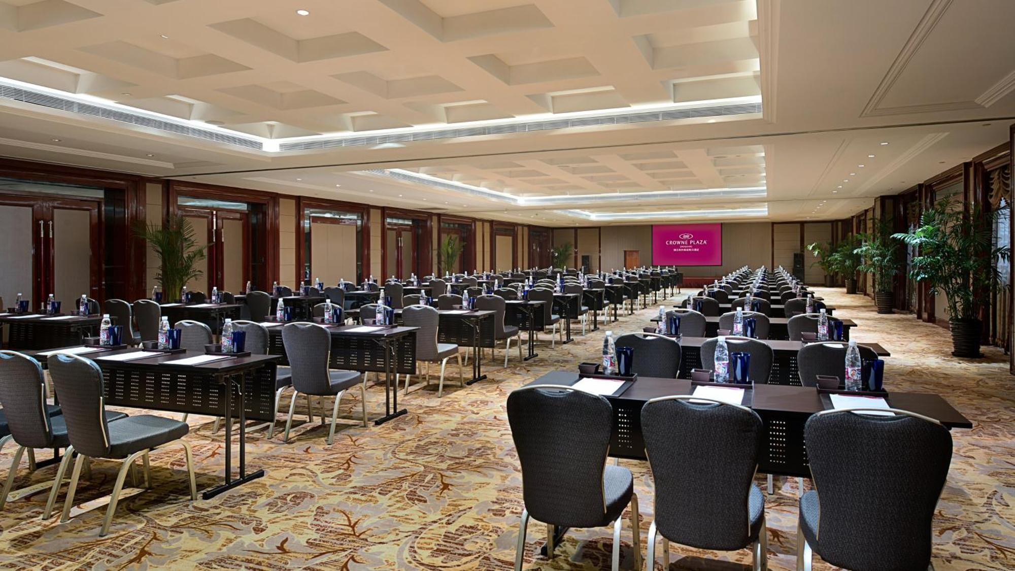 Crowne Plaza Zhenjiang By Ihg Zhenjiang (Jiangsu) Exterior foto