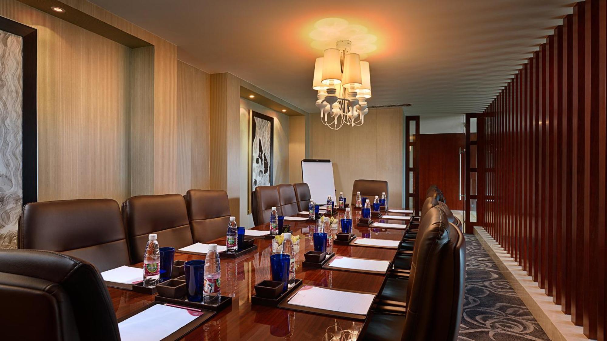 Crowne Plaza Zhenjiang By Ihg Zhenjiang (Jiangsu) Exterior foto